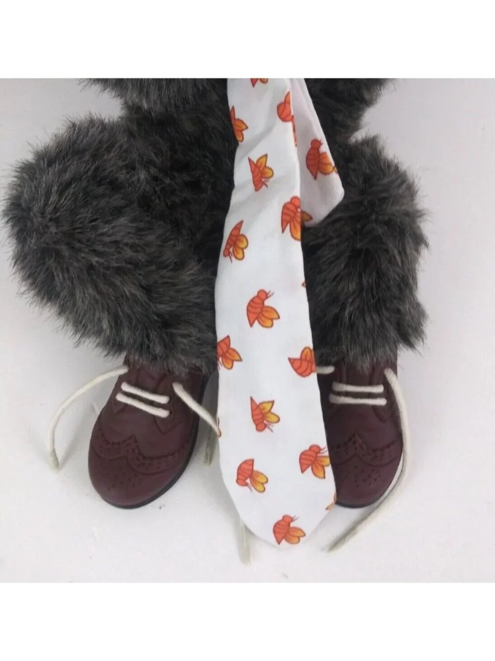 Yottoy Lazy Bear Wearing Bumblee Tie And Resin Shoes 12